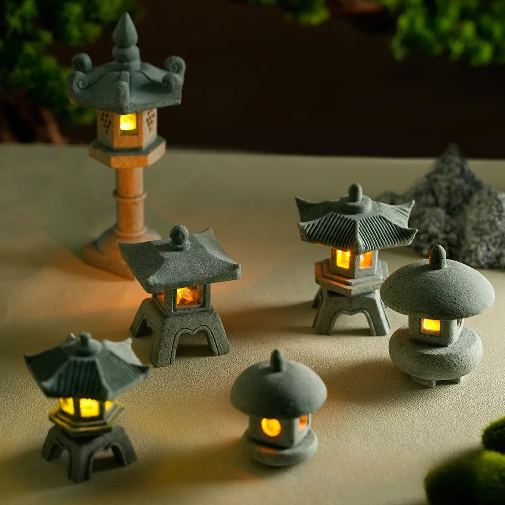 Mini Pagoda Lantern Light Gard - огляд і ціна Outdoor Zen Lighting