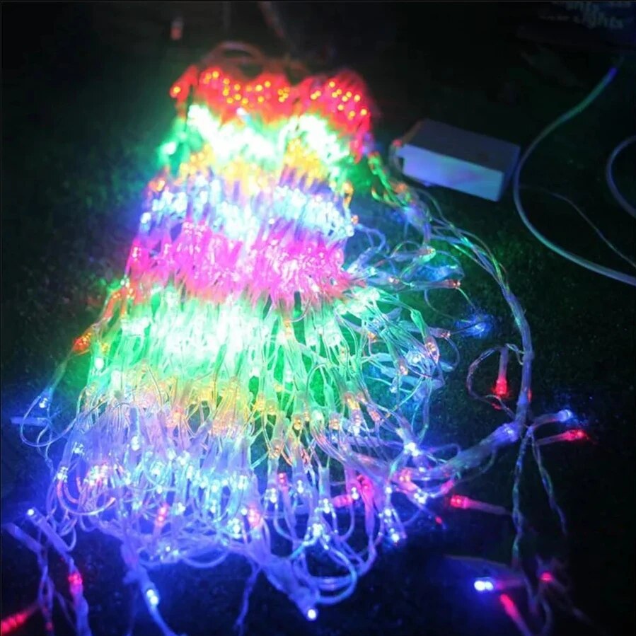 EU/US Plug 3.2*0.6M 420LED 3 P - огляд і ціна Outdoor Lighting Grid Screen